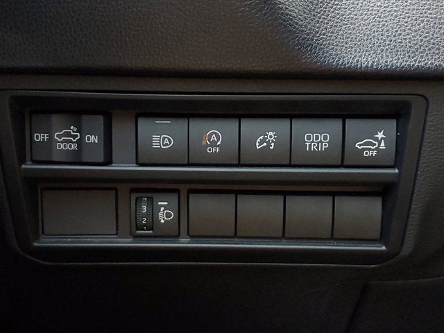 2023 Toyota Tundra 4WD SR5