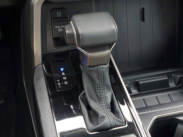 2023 Toyota Tundra 4WD SR5