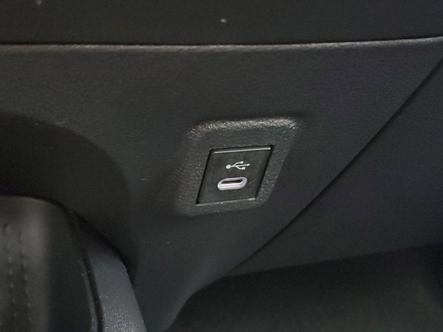 2025 Toyota Corolla LE - Photo 28
