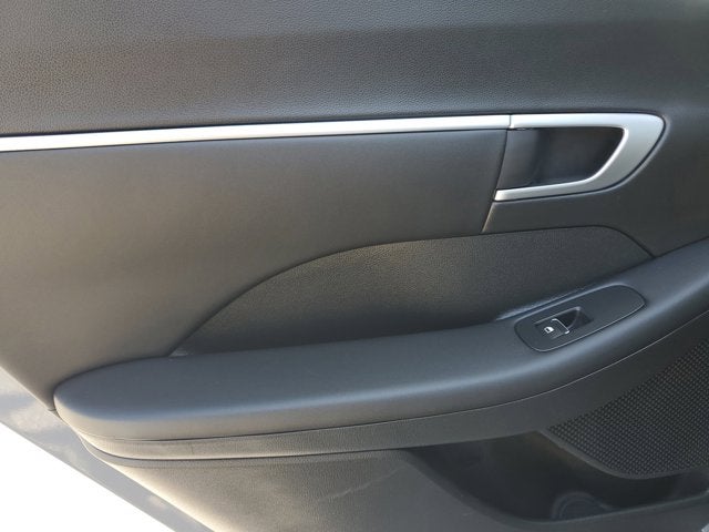2025 Hyundai Sonata SEL - Photo 10