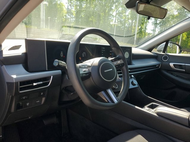 2025 Hyundai Sonata SEL - Photo 13