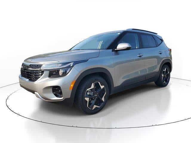 2025 Kia Seltos S - Photo 13