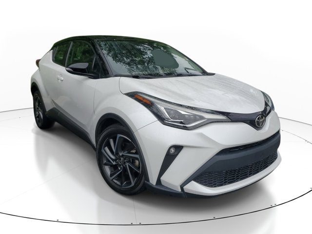 2022 Toyota C-HR Limited's photo