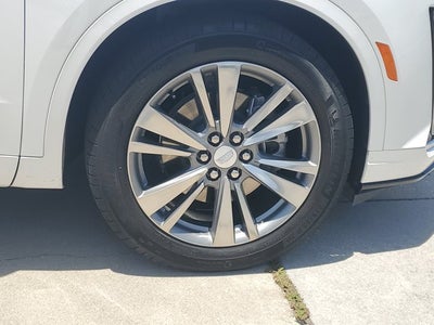 2024 Cadillac XT6 FWD Premium Luxury
