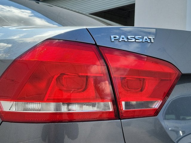 2014 Volkswagen Passat 1.8T SE