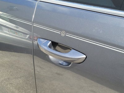 2014 Volkswagen Passat 1.8T SE