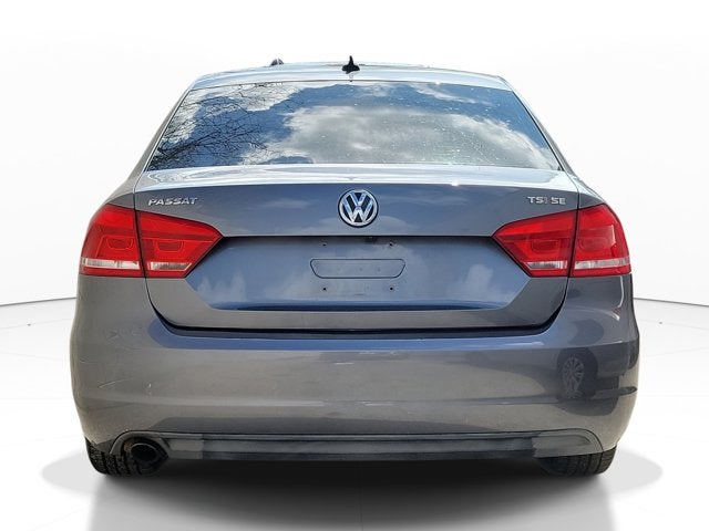 2014 Volkswagen Passat 1.8T SE