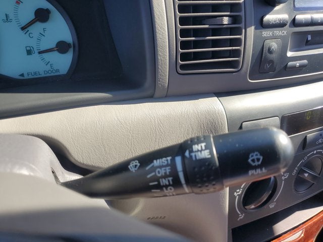 2004 Toyota Corolla LE