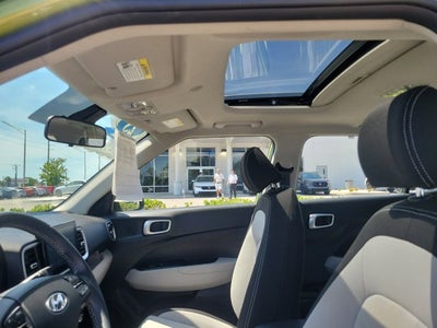 2023 Hyundai Venue SEL