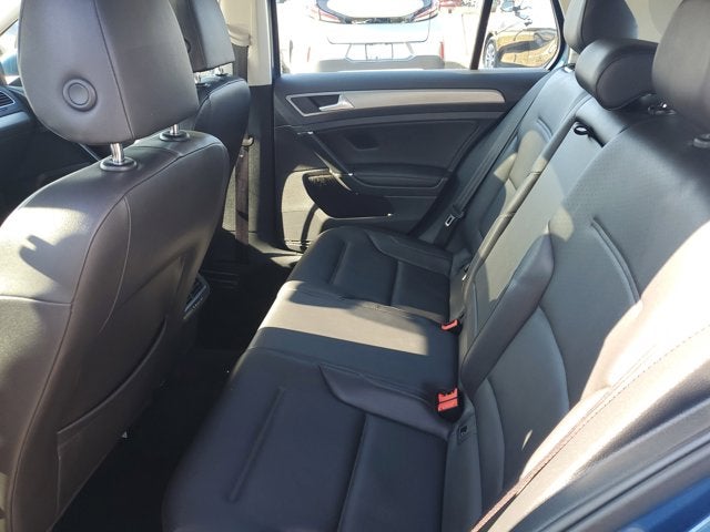 2015 Volkswagen Golf TSI S 4-Door