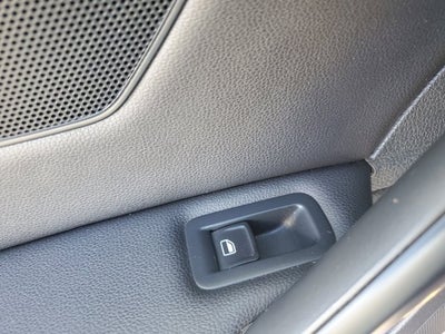 2015 Volkswagen Golf TSI S 4-Door