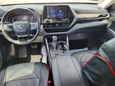 2021 Toyota Highlander LE