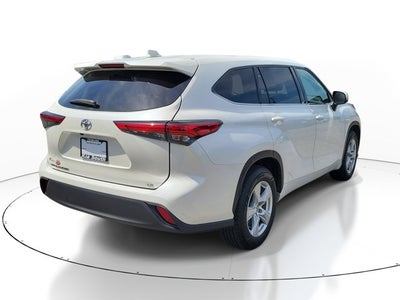 2021 Toyota Highlander LE