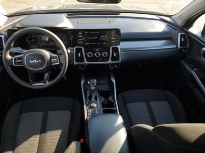 2023 Kia Sorento LX