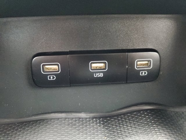 2022 Kia Carnival LXS