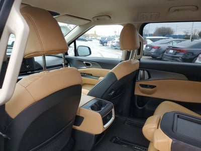 2023 Kia Carnival LX