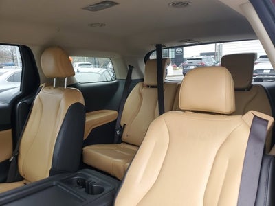 2023 Kia Carnival LX