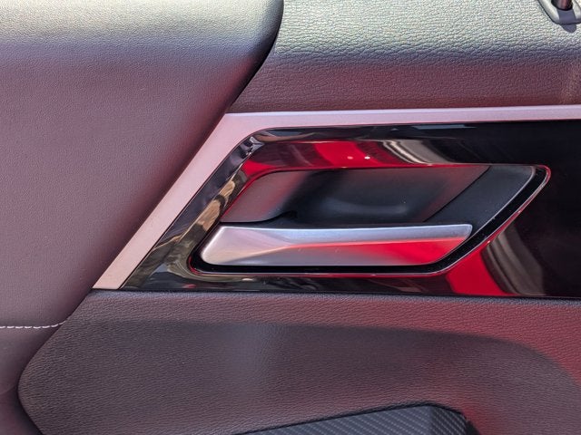 2023 Mitsubishi Outlander PHEV SE