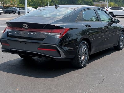 2024 Hyundai Elantra SEL
