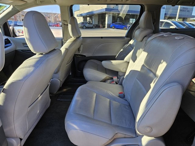 2019 Toyota Sienna L