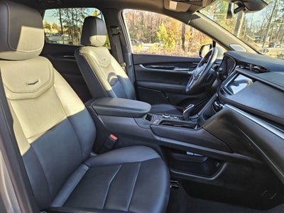 2025 Cadillac XT5 FWD Premium Luxury