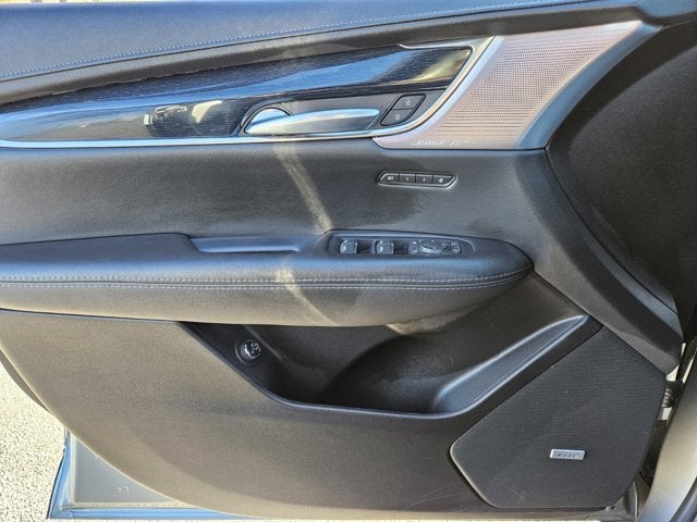 2025 Cadillac XT5 FWD Premium Luxury