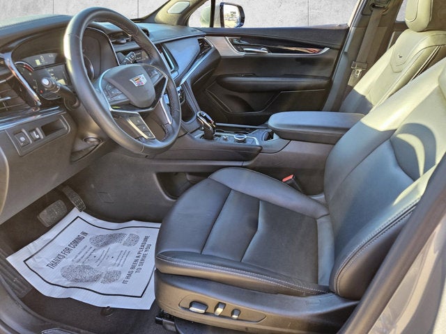 2025 Cadillac XT5 FWD Premium Luxury