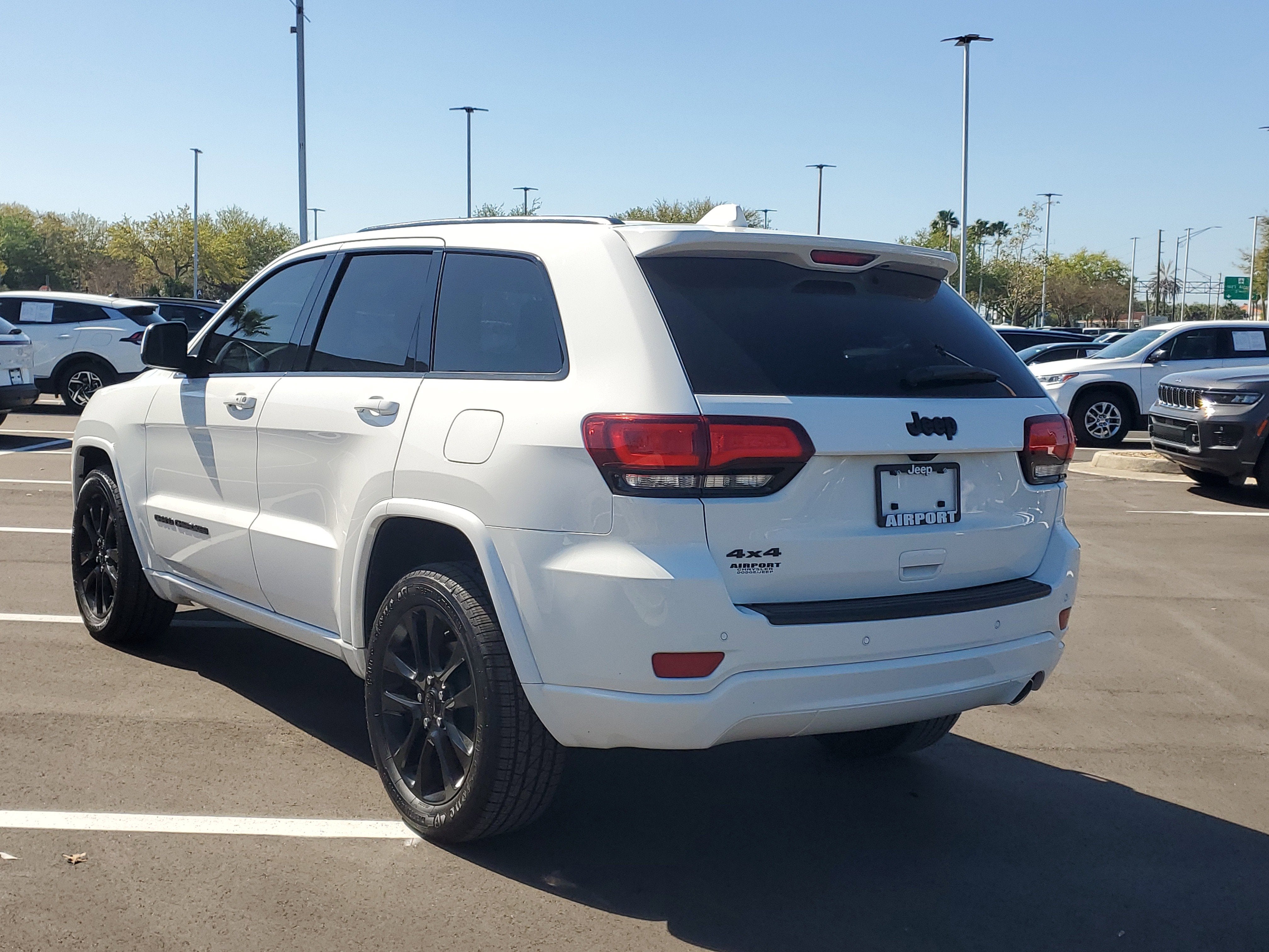 2020 Jeep Grand Cherokee Altitude