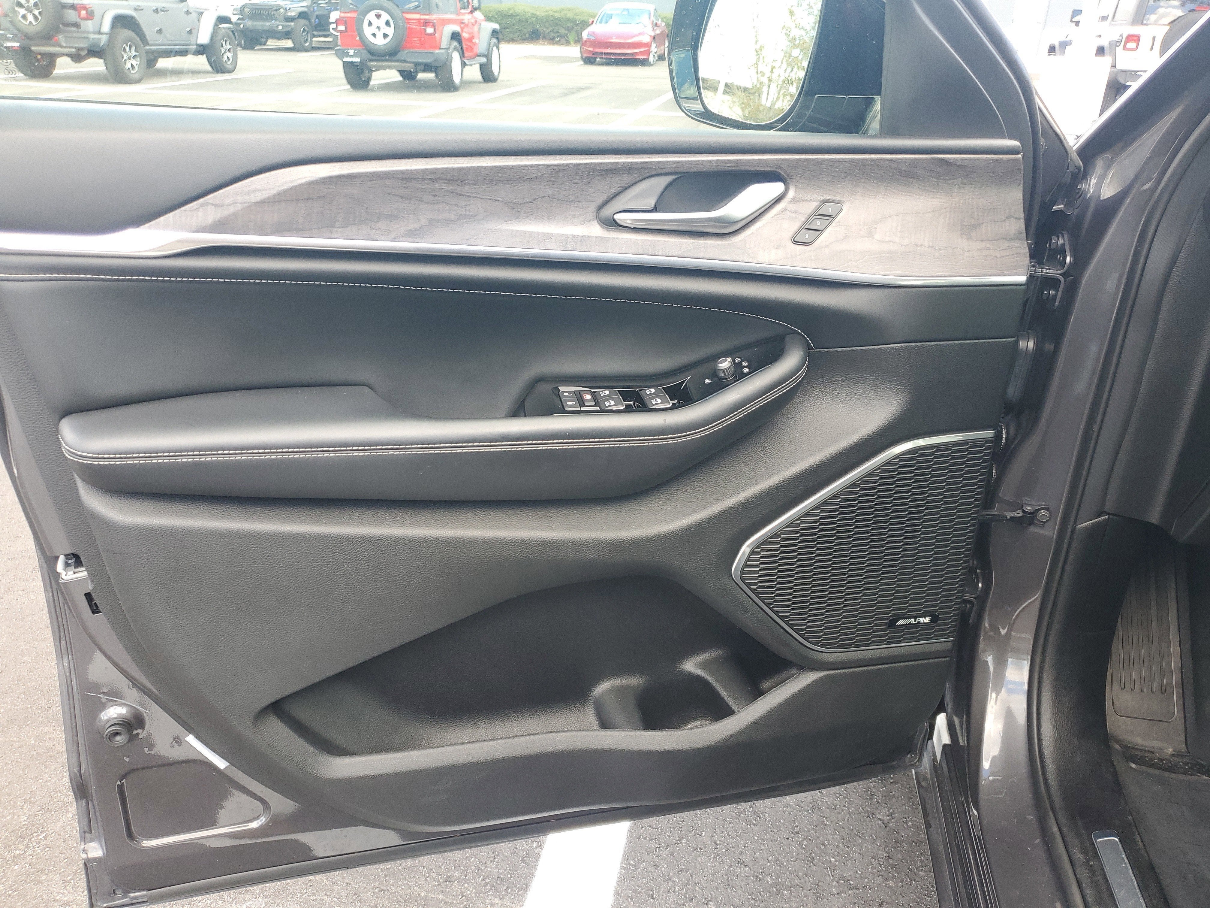 2023 Jeep Grand Cherokee L Overland