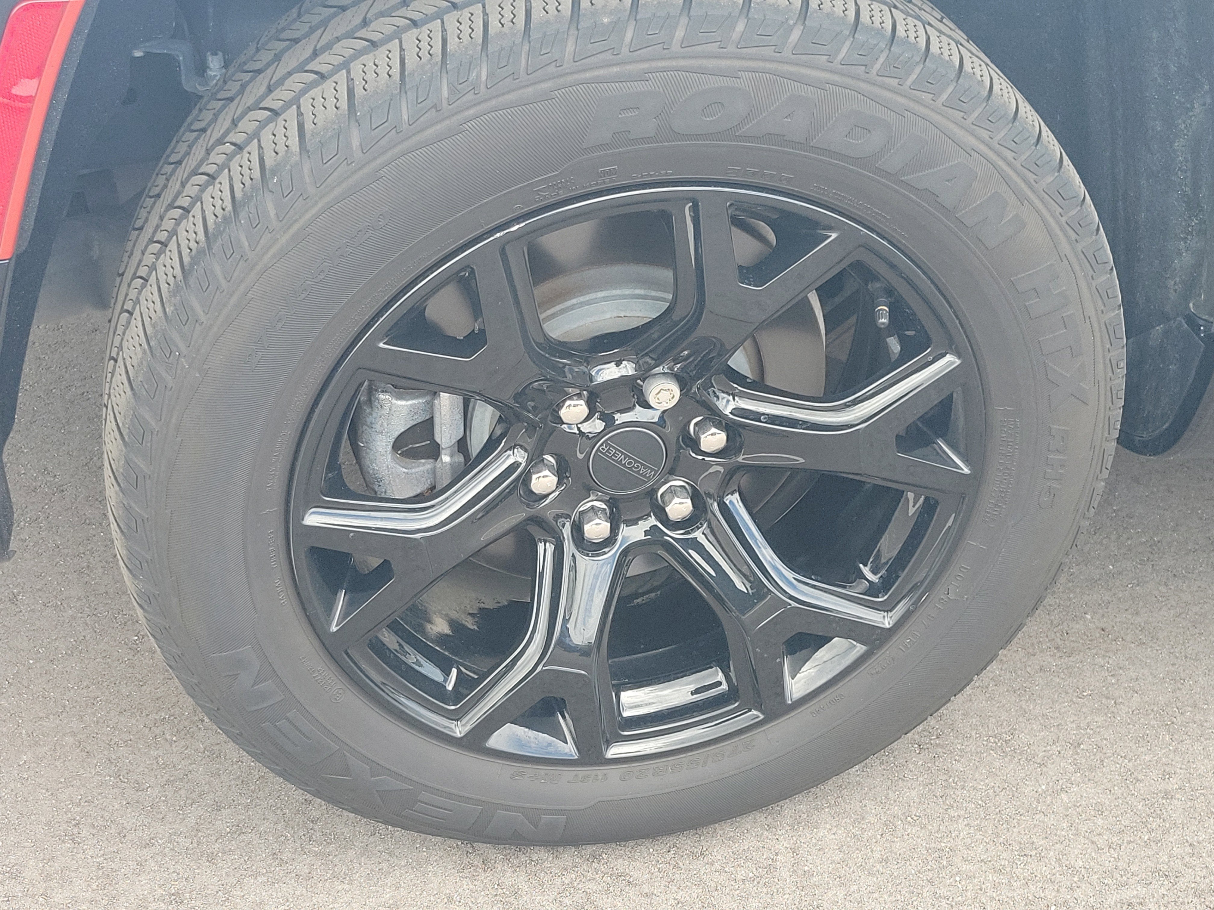 2025 Jeep Wagoneer Series II Carbide