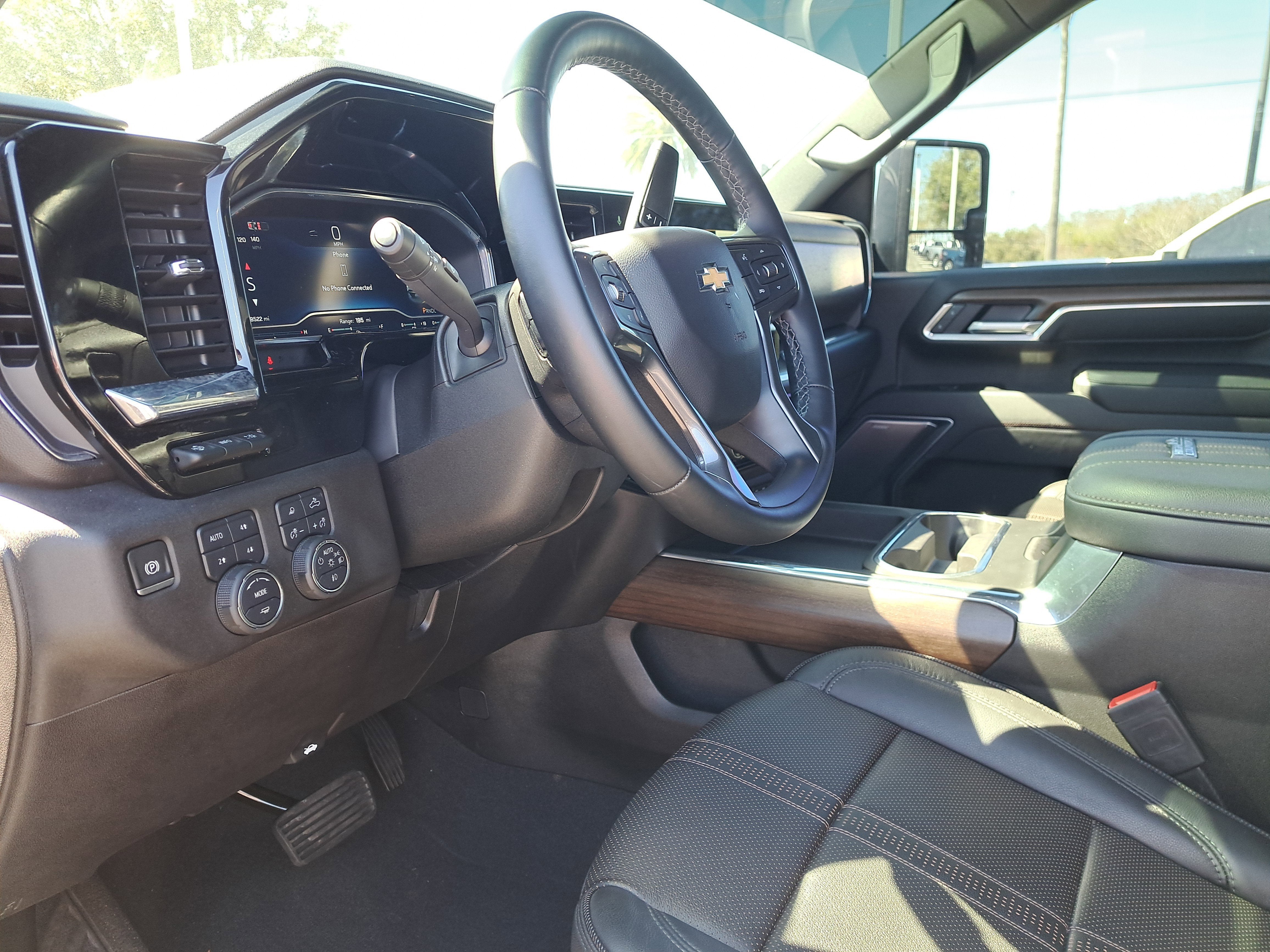 2025 Chevrolet Silverado 3500HD High Country
