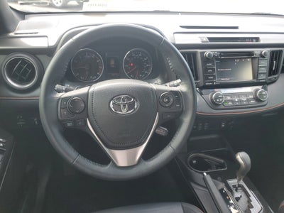 2018 Toyota RAV4 SE