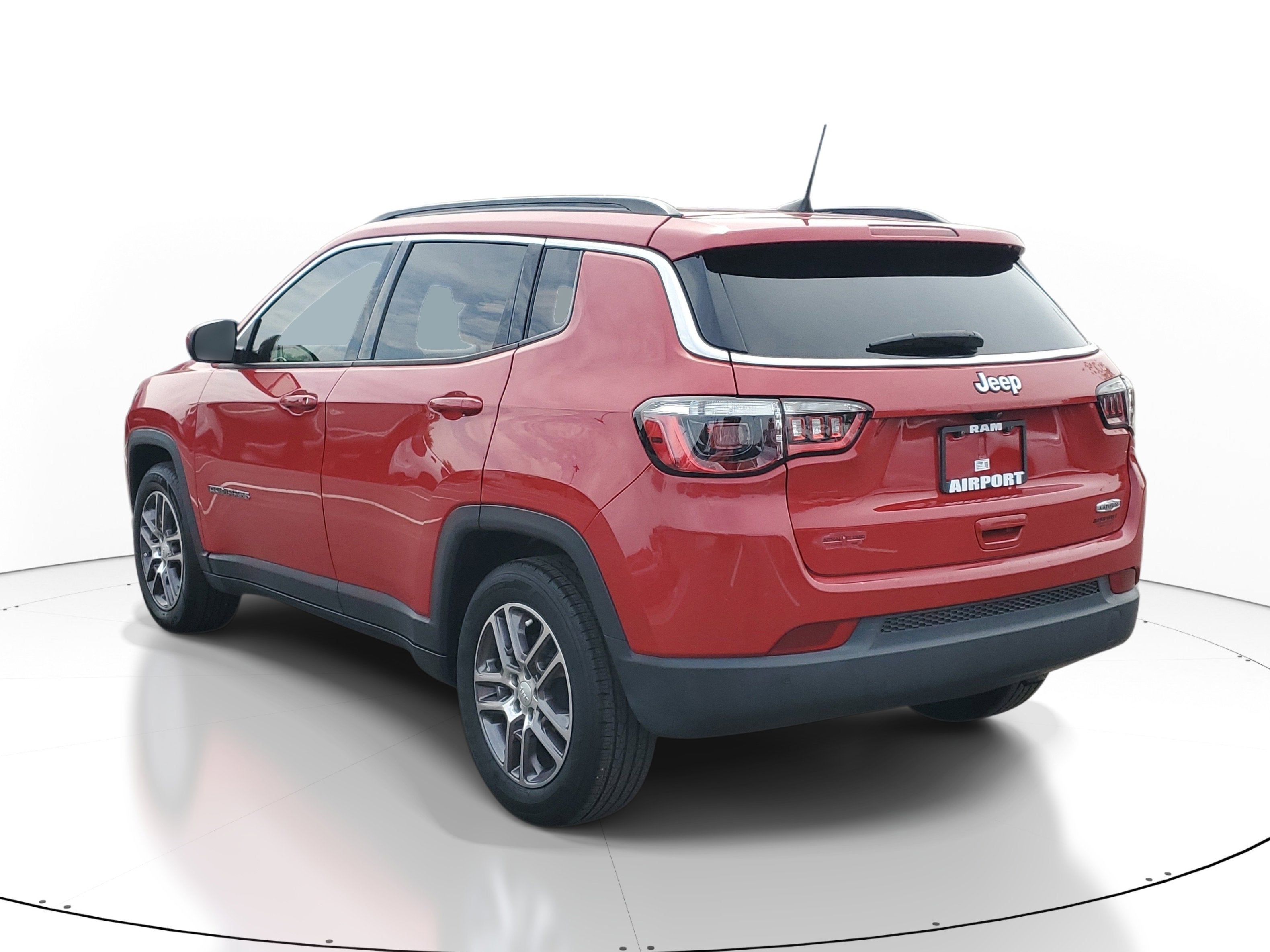 2020 Jeep Compass Latitude w/Sun/Safety Pkg
