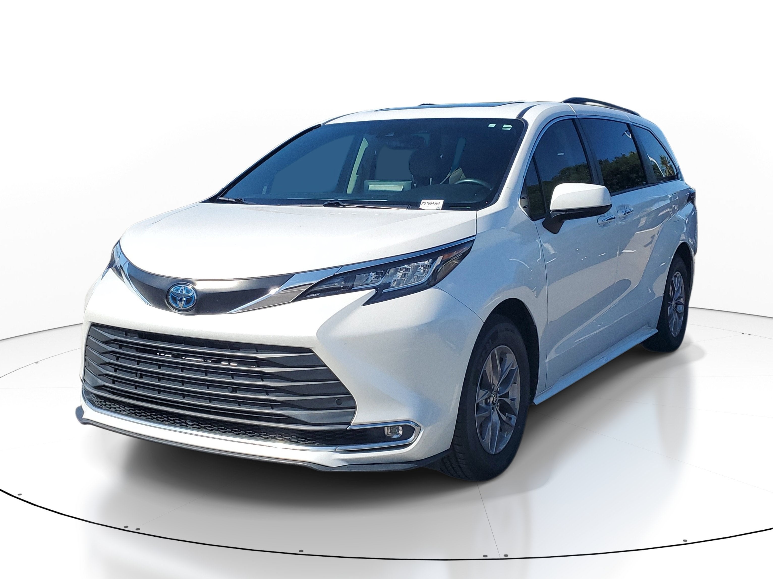 2023 Toyota Sienna XLE