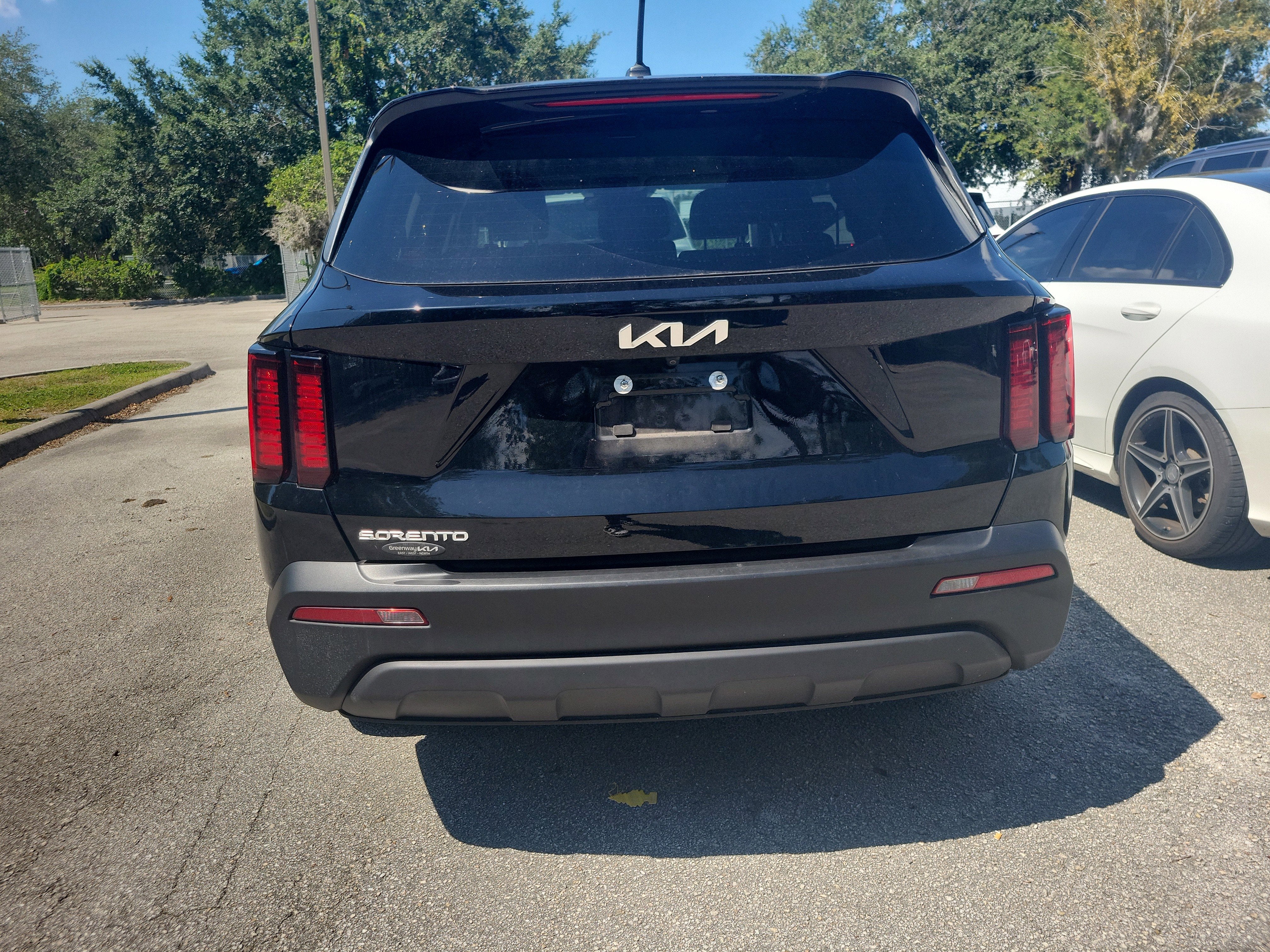 2023 Kia Sorento LX