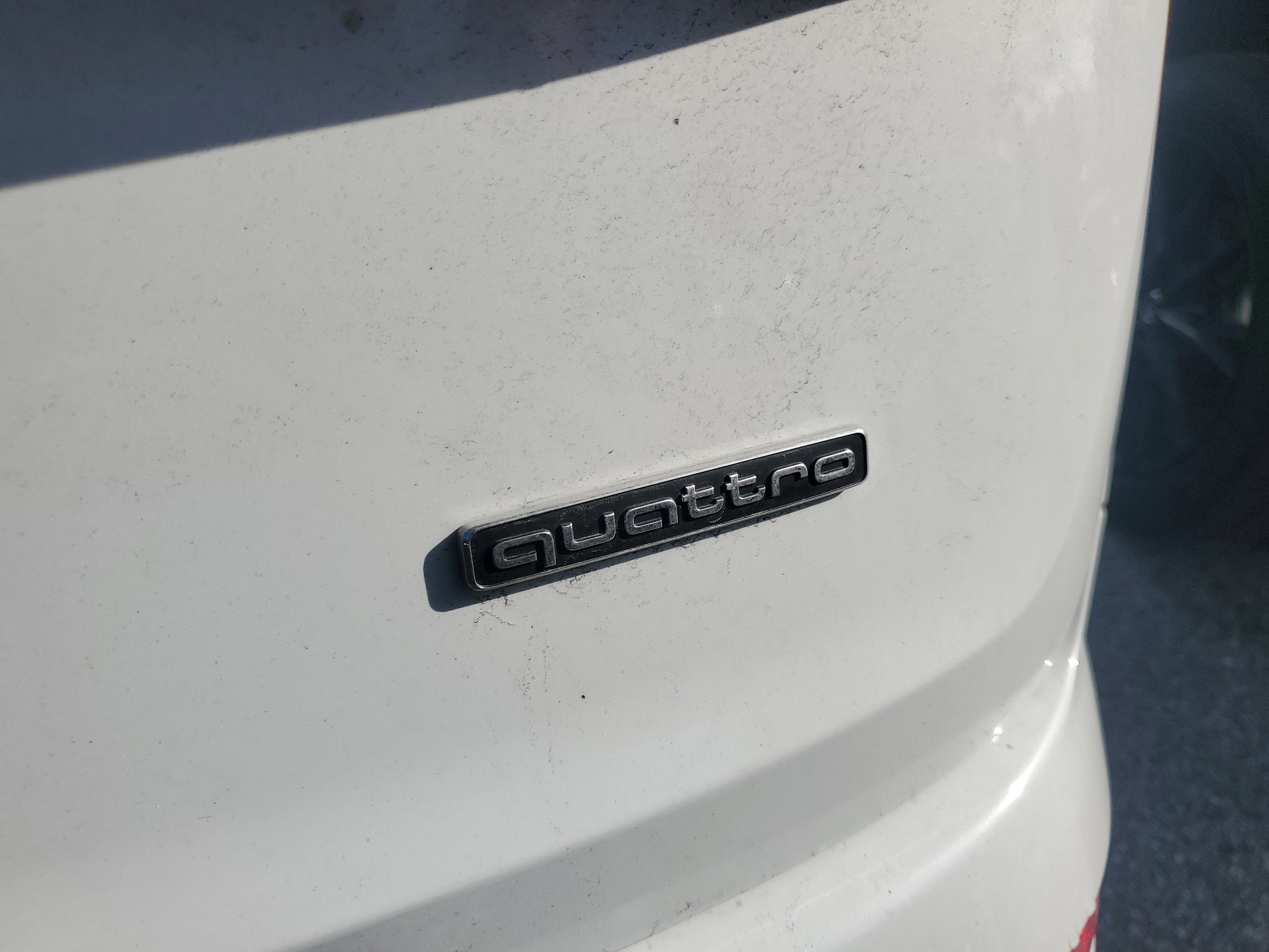 2022 Audi Q7 Premium Plus