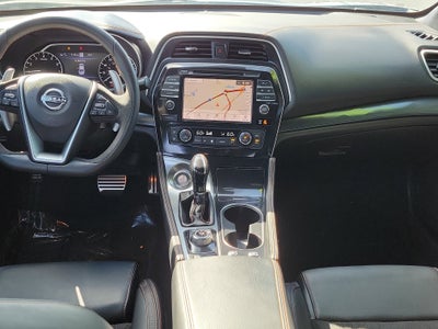 2023 Nissan Maxima SR