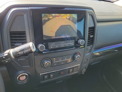 2022 Nissan Titan SV