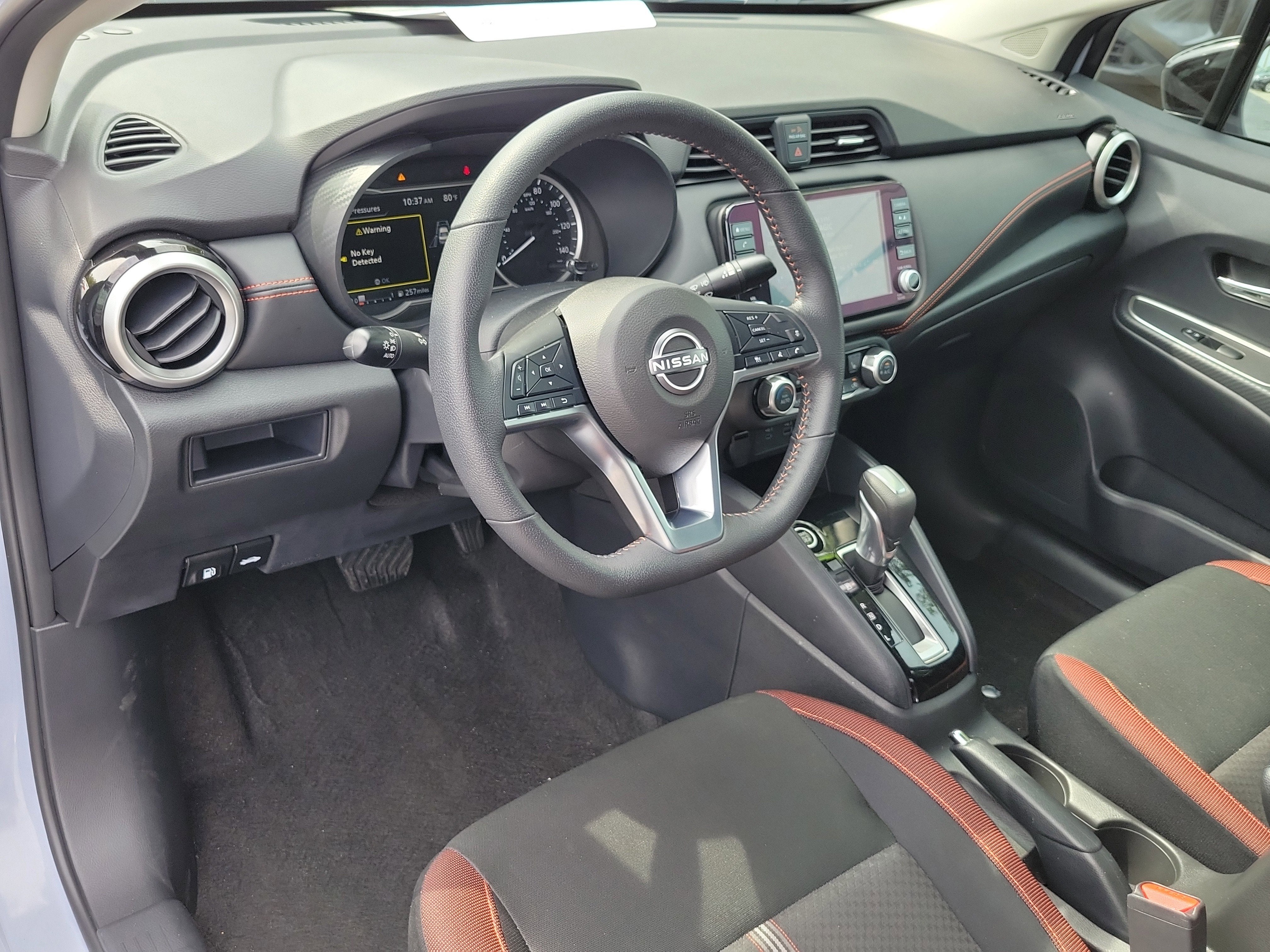 2025 Nissan Versa SR