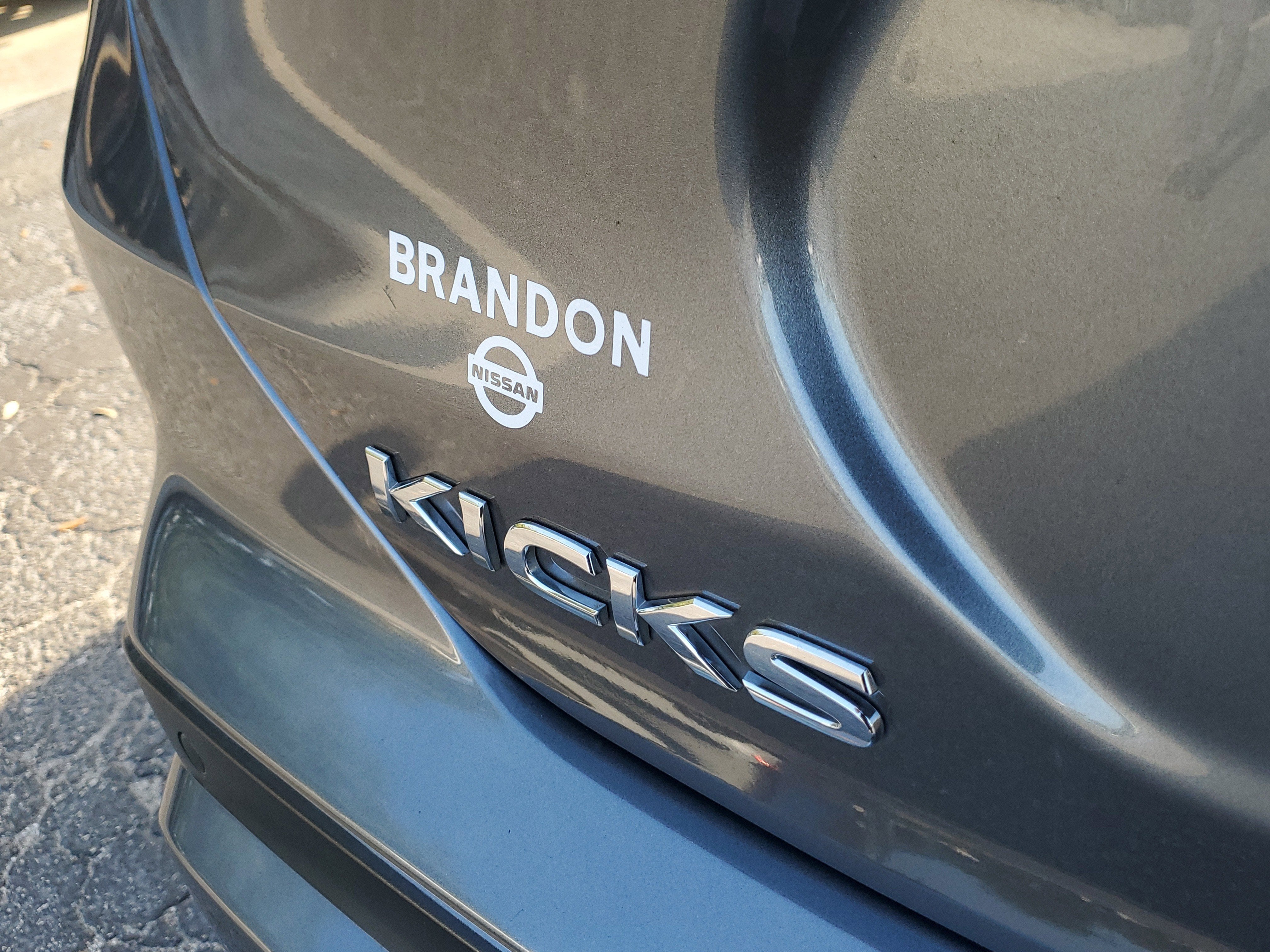 2023 Nissan Kicks SV