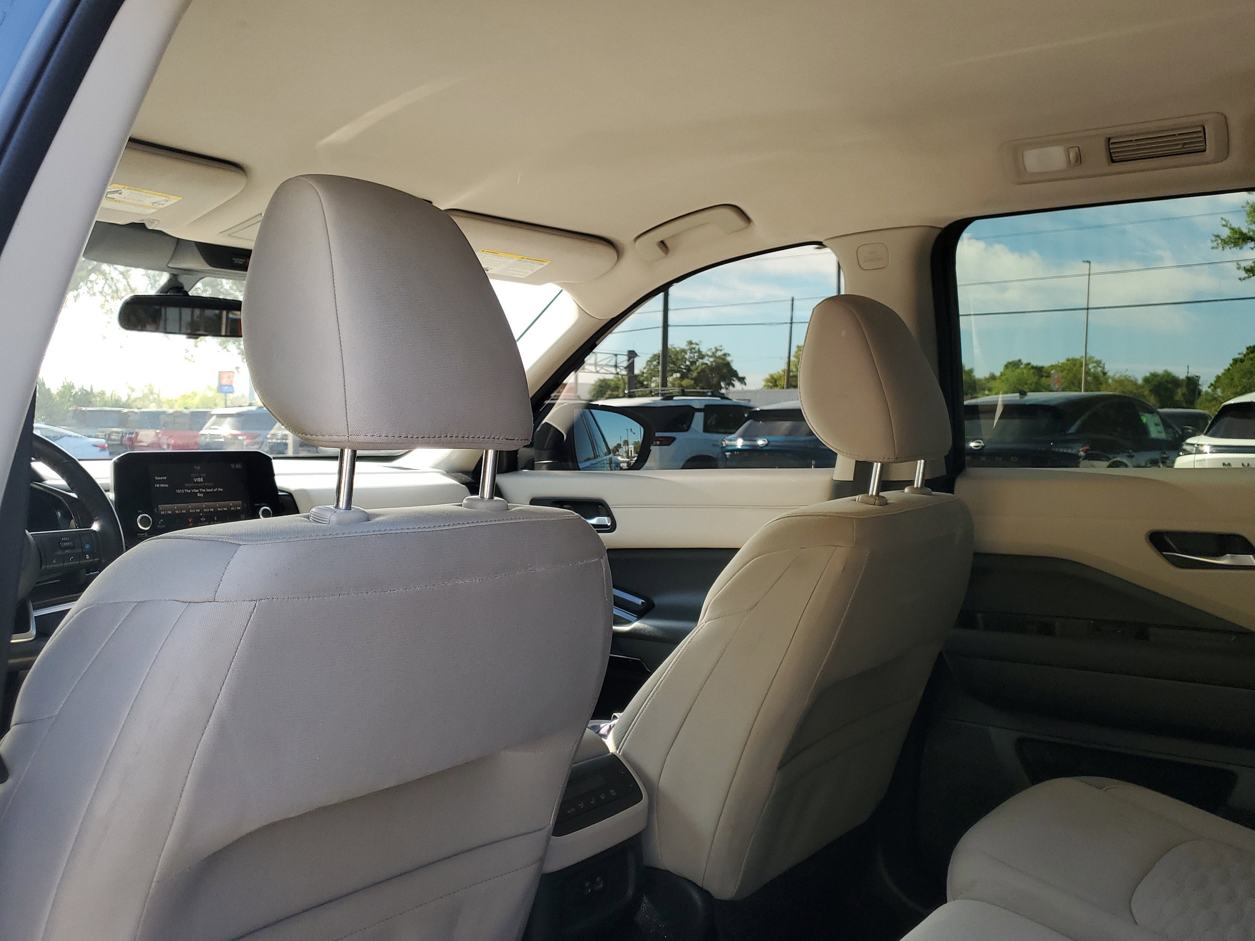 2022 Nissan Pathfinder SV