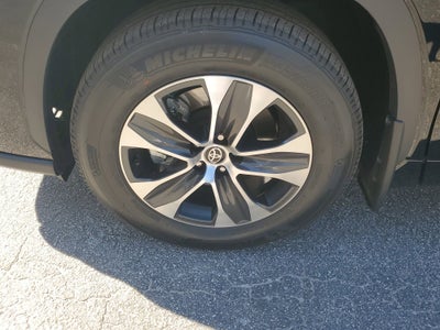2026 Toyota Highlander XLE
