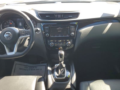 2022 Nissan Rogue Sport SV