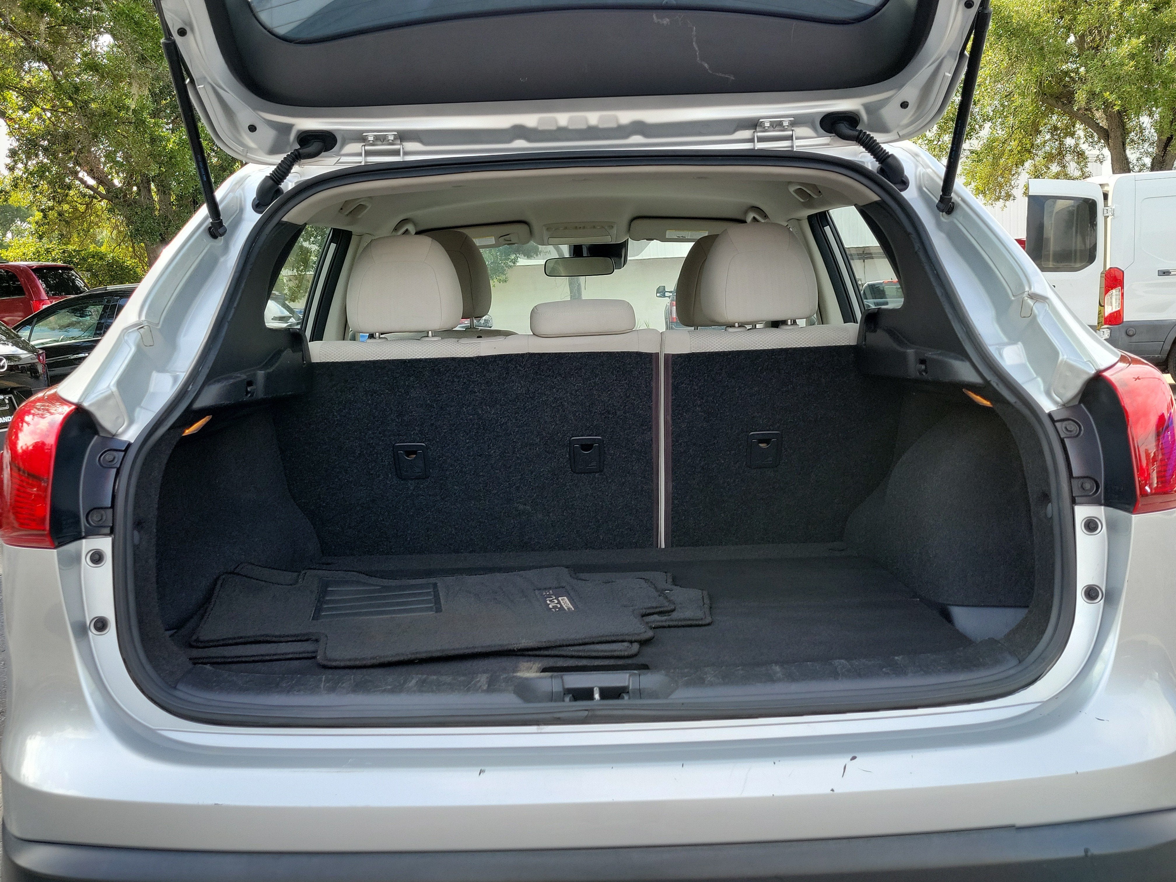 2019 Nissan Rogue Sport SV