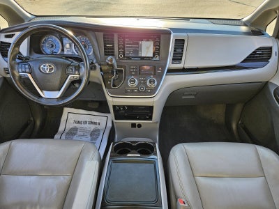 2019 Toyota Sienna L