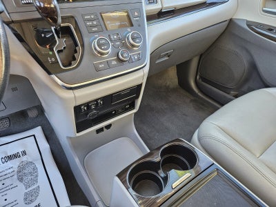 2019 Toyota Sienna L