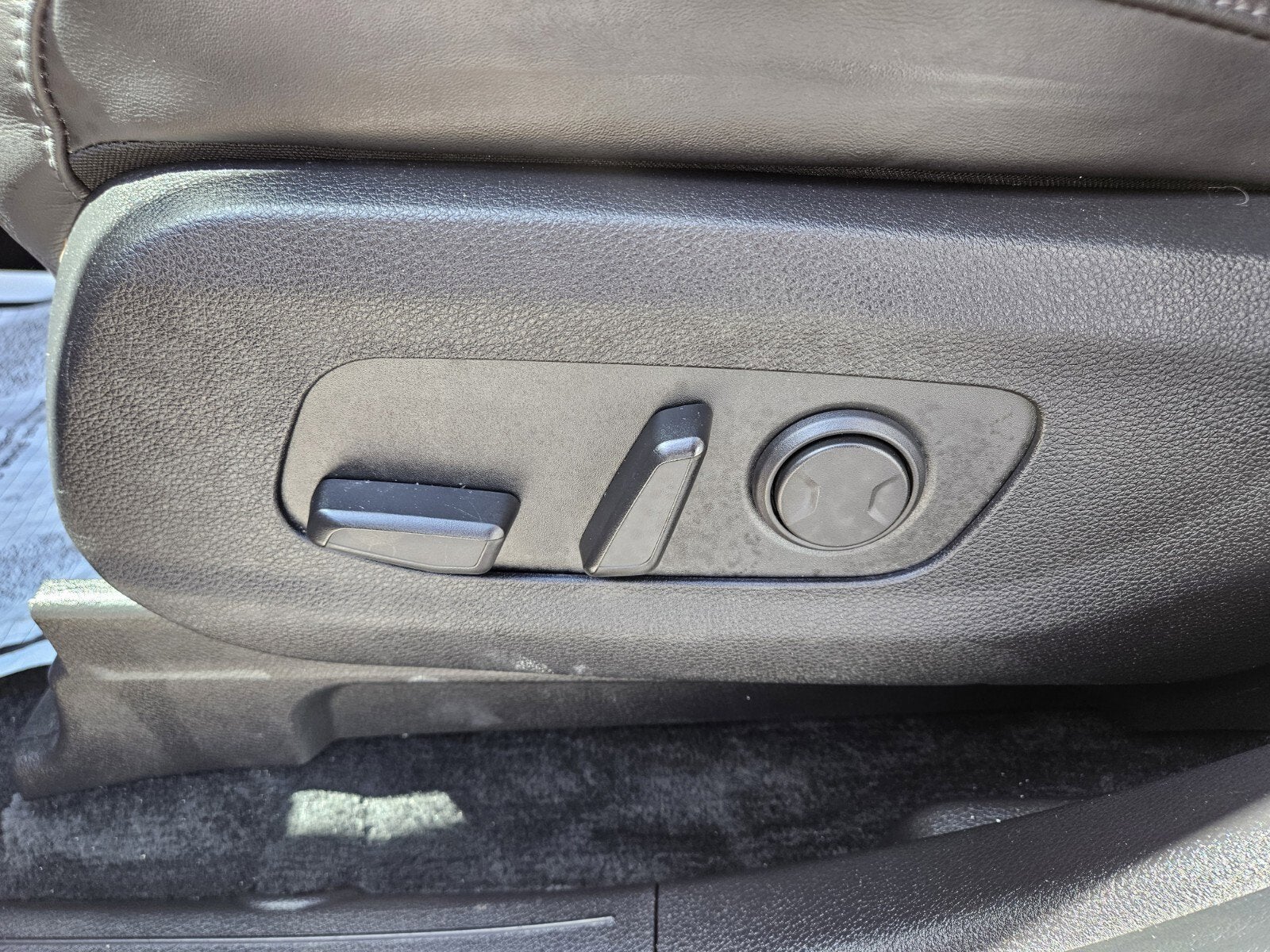 2022 Kia Carnival LXS