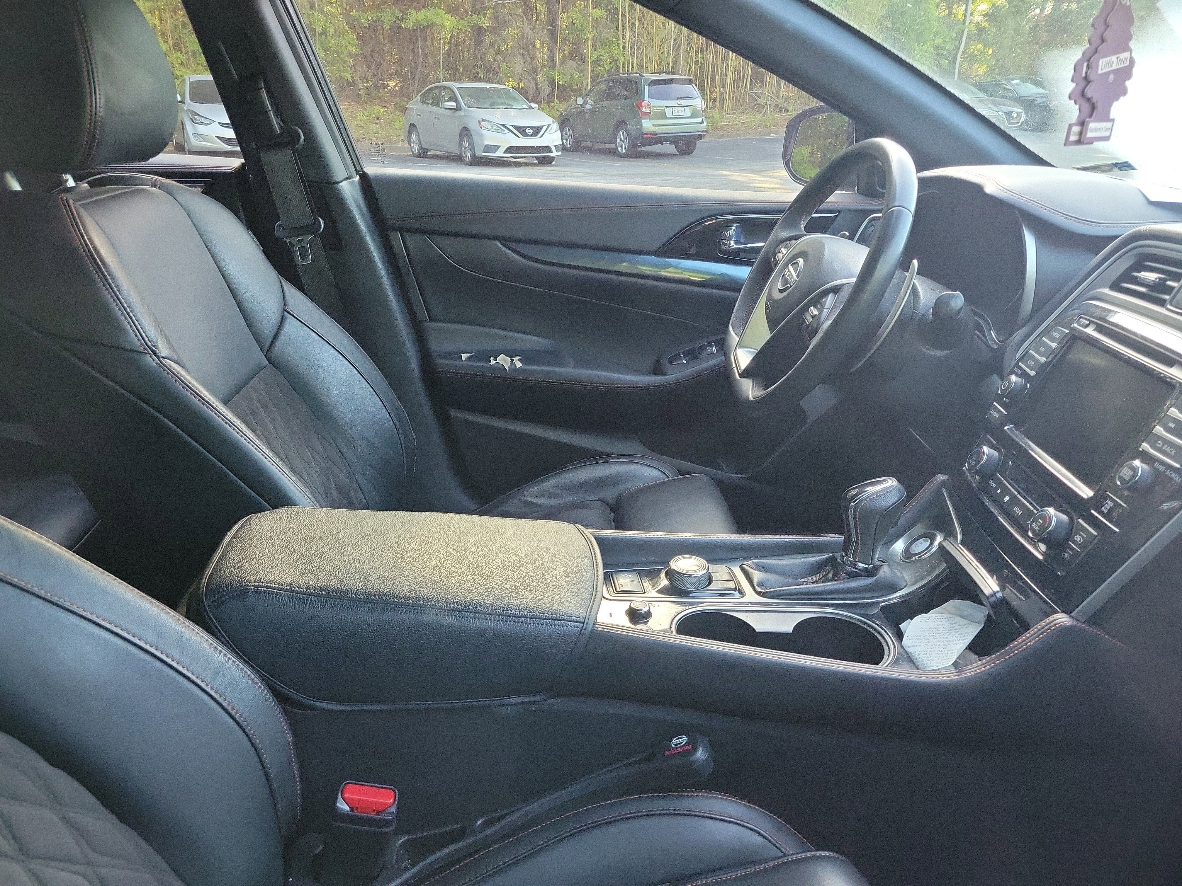 2023 Nissan Maxima SR