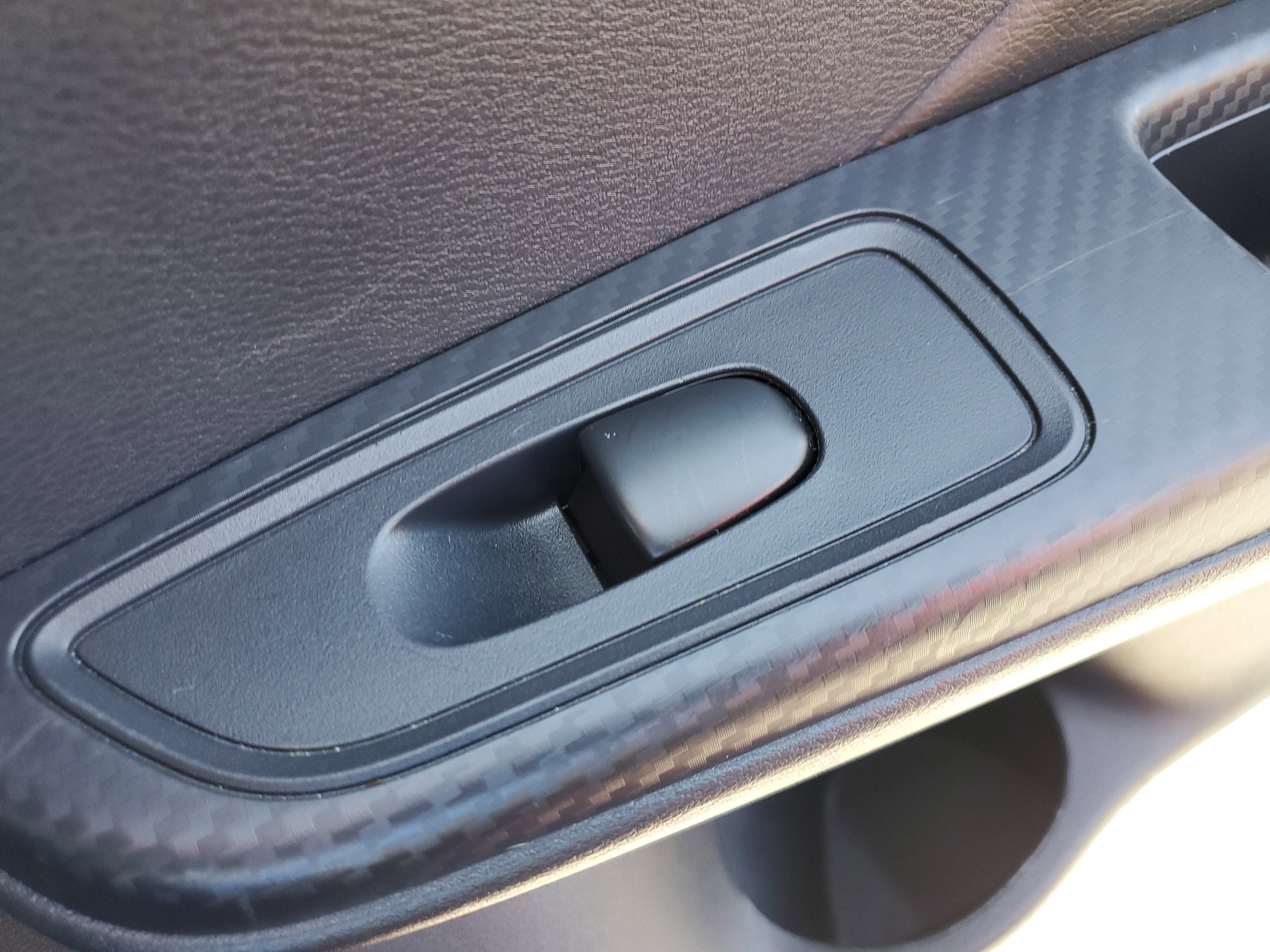 2024 Nissan Versa SR