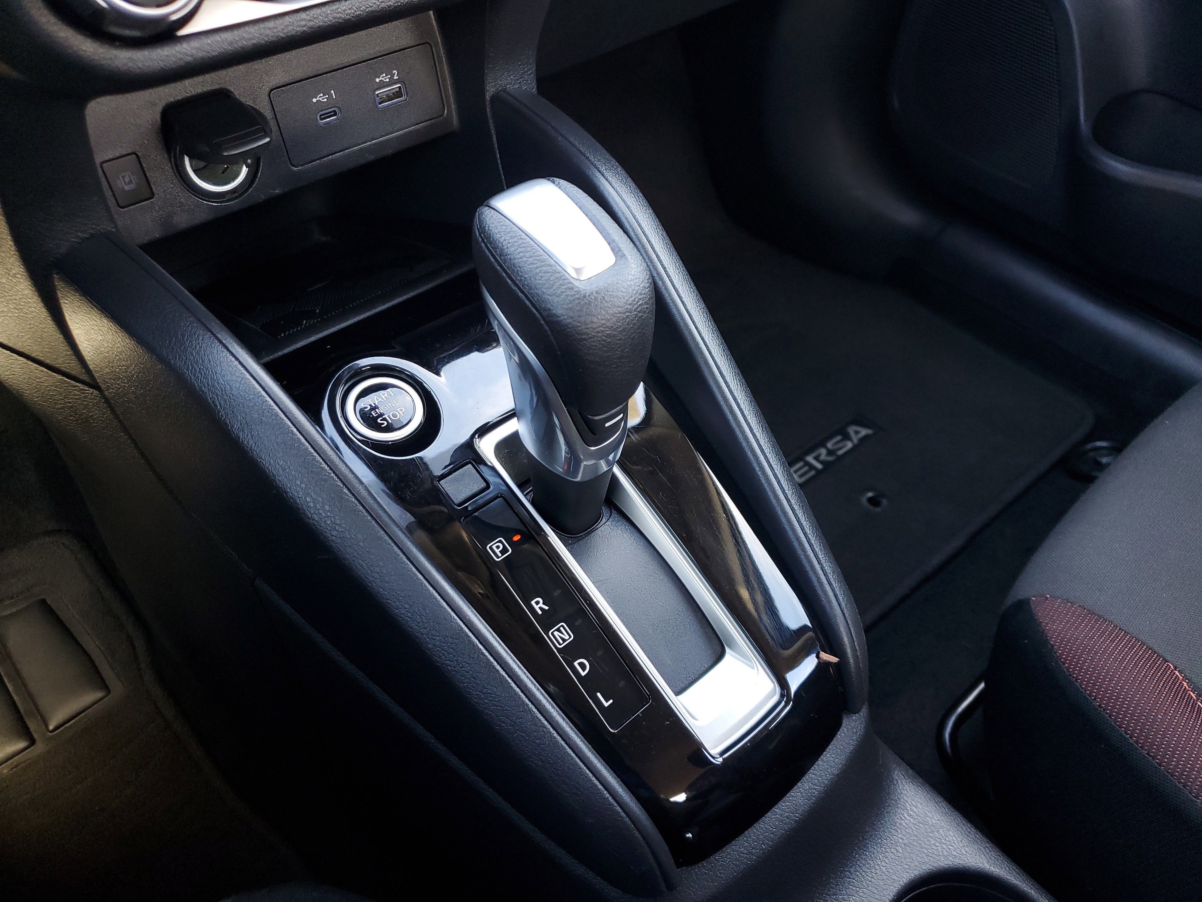 2024 Nissan Versa SR